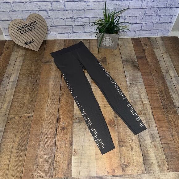 Lululemon Ride & Reflect Tight 28" *lululemon X SoulCycle
Metal Grey - Picture 13 of 15